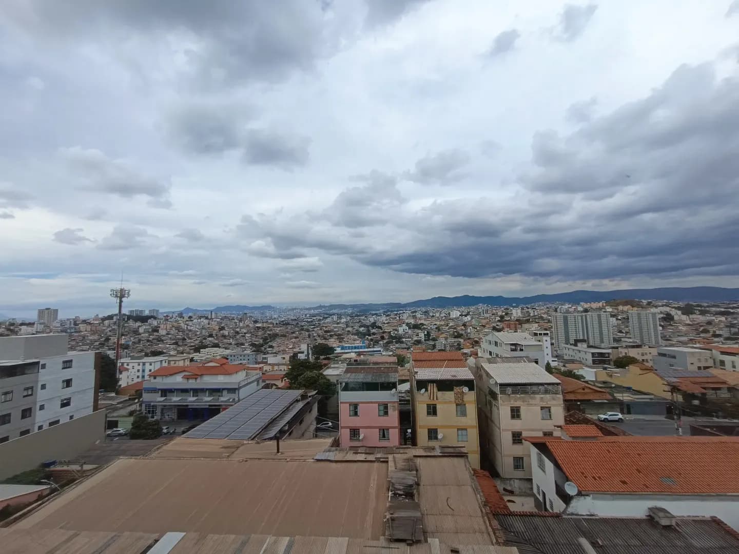 Imóvel em Riacho das Pedras, Contagem - MG
